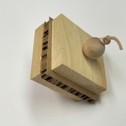 Foraging Squares Foot Toy F-62